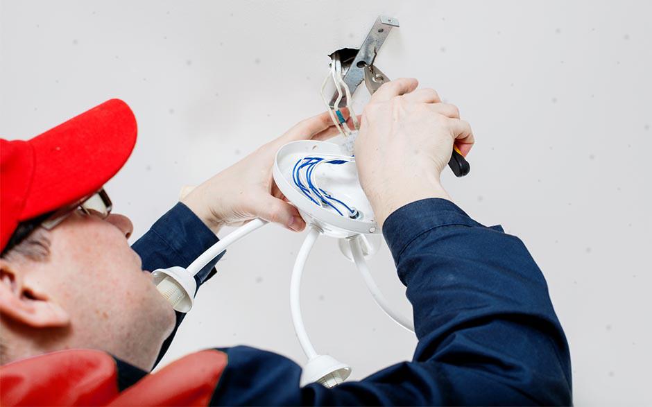 je recherche un électricien Vanves